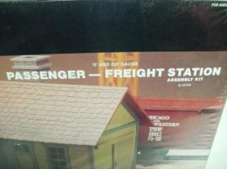 LIONEL PASSENGER FREIGHT STATION # 6 12734 ASSEMBLY KIT NEW IN SEALED 