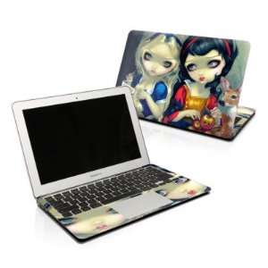  MacBook Skin (High Gloss Finish)   Alice & Snow White 