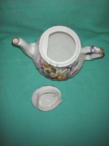 Windsor England Floral, Tulip, Iris, Violets 6 cup Teapot  