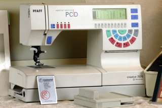 Pfaff Creative 7570 Sewing Machine/Embroidery Attach/PC Designer 
