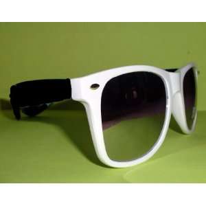  Wayfarer Sunglasses Mirror Lens White 