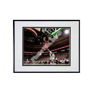  LeBron James 2009   2010 Playoff Action Double Matted 8 x 