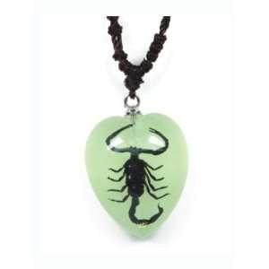 Real Insect Necklace Black Scorpion (small, glow)