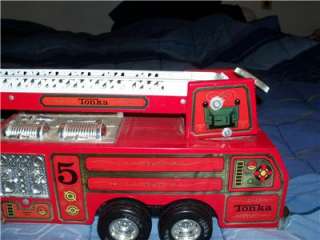 Vintage Metal Tonka Water Cannon Fire Truck Nice Shiny Paint No Rust 