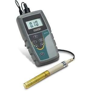 Oakton SALT 6+ handheld salinity meter with probe  