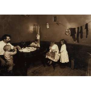  1912 child labor photo Annie Fedele crocheting on 