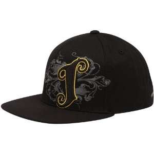  Top of the World Iowa Hawkeyes Black Luxury 1 Fit Flex Hat 