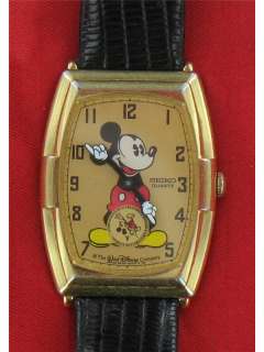 Rare Vintage Seiko Mickey Mouse Watch Gold Face 2K03 5009 cVideo 
