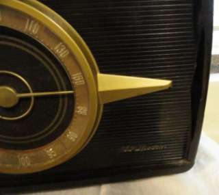 Vintage Tube Radio RCA Victor AC DC 1940s Retro Collectible Bakelite 