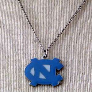  North Carolina Tar Heels Team Logo Pendant Necklace 