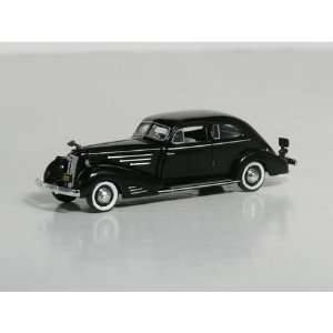  HO 1934 Cadillac V16 Aero Coupe Black RKO38460 Toys 