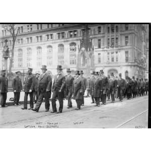   Gaynor pall bearers including Taft, Adamson, Waldo