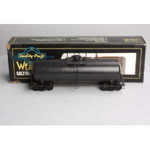    Weaver 1100 O Scale Undecorated Tank Car (2 Rail)/Box Toys & Games