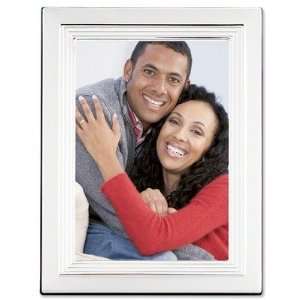  Lawrence Frames 512646 4 x 6 Picture Frame with Step Design 