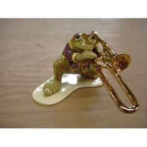    Hagen Renaker Frog Trombone Player Figurine