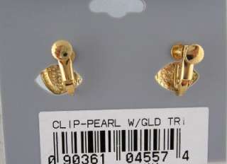 GOLDTONE PEARL CABOCHON CLIP ON EARRINGS FOR SENSITIVE EARS, NEW GIFT 