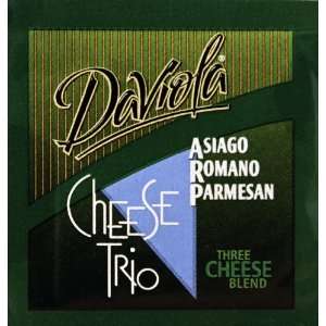 Daviola Cheese Trio, Grated Three Cheese Blend, 3 Gram Single Serve 