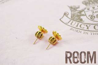 Auth Juicy Couture Tiny Daisy Stud Earrings  