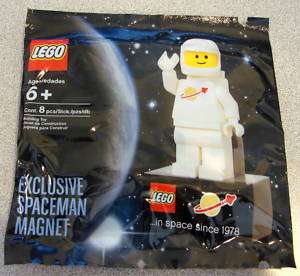 NEW* Lego Exclusive SPACEMAN Magnet  