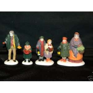  Department 56 Carolers on the Doorstep Set of 4 Retired 