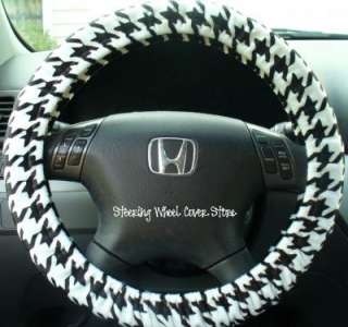 Car Steering Wheel Cover Soft Faux Fur Houndstooth NEW  
