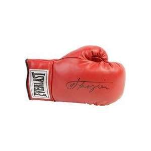   Boxing Glove   Autographed Boxing Gloves