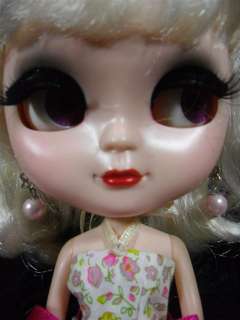   Big Head 12 Icy Doll Completed Custom face Blythe Simply Vanilla Hair
