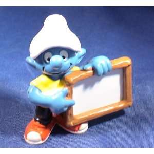 The Smurfs Smurf with Message Board Pvc Figure Toys 