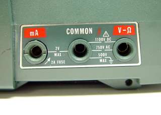 Fluke 8030A Compact Digital Multimeter DC/AC Battery Operate