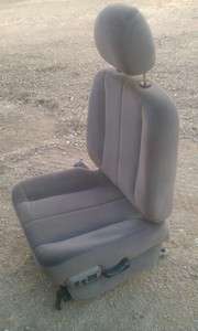 02 05 DODGE RAM CLOTH POWER DRIVER SEAT COMPLETE TRACK TAUPE LUMBAR 
