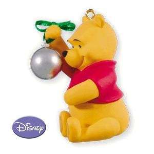 Pooh Reflects on Christmas Winnie the Pooh Collection   2010 Hallmark 