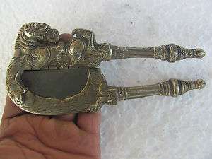 Antique Looked Lion Shape Hand Casted Brass Betel Nut Cutter   Sarota 