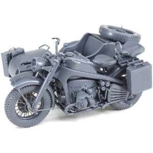   German Motorcycle with Sidecar Model Construction Kit Toys & Games