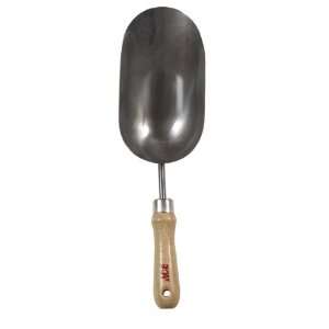  6 each Ace Scoop With Wood Handle (GT8O2)