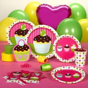    Sweet Treats Cupcakes Deluxe Party Pack for 16 Toys & Games