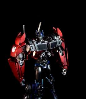   Transformers Prime Optimus Prime First edition Voyager Class  