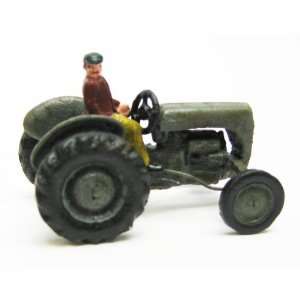    Earth Mover Replica Cast Iron Farm Toy Tractor