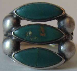 VINTAGE NAVAJO INDIAN STERLING SILVER GREEN TURQUOISE RING  