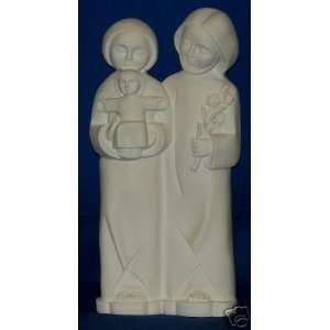 THE HOLY FAMILY 7 1/2 TALL FIGURINE   white resin statue 