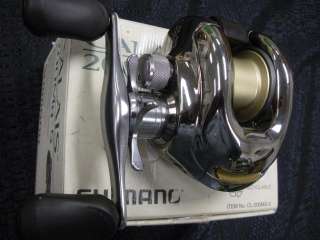 SHIMANO CALAIS 200MG 5 CASTING REEL  USED  EXCELLENT  