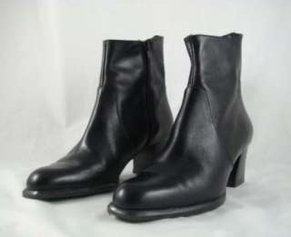 Vintage Sudini Black Italian Side Zip Leather Womens Ankle Boots Size 