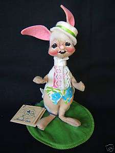 Vintage but NEW 91 ANNALEE 7 EASTER PARADE BOY BUNNY  