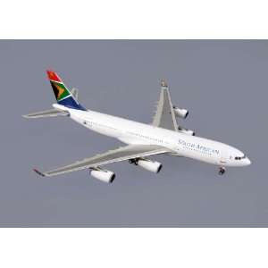    Phoenix South African A340 200 1/400 ZS SLE