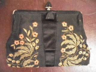 Antique vintage embroidered 1920s/30s handbag  