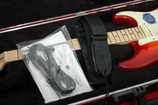 New USA Fender ® American Deluxe, Stratocaster, Strat Ash, Sunburst 