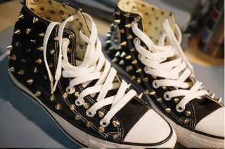   Cone Screwback Spikes Studs Punk Bracelet Leather Bag Cloth Shoes