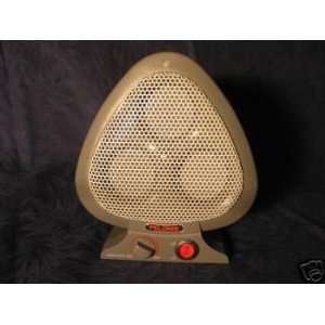 Pelonis 1100 Disc Furnace Ceramic Electric Heater, Portable, Brand New