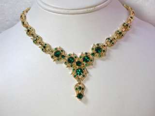 EMERALD GREEN COLOR NECKLACE & EARRINGS SET Q304  