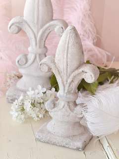   Cottage Chic French Style Fleur De Lis Ceramic Garden Ornament Decor