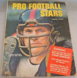 PRO FOOTBALL STARS ISSUE #1 FRANK GIFFORD COVER 1957  